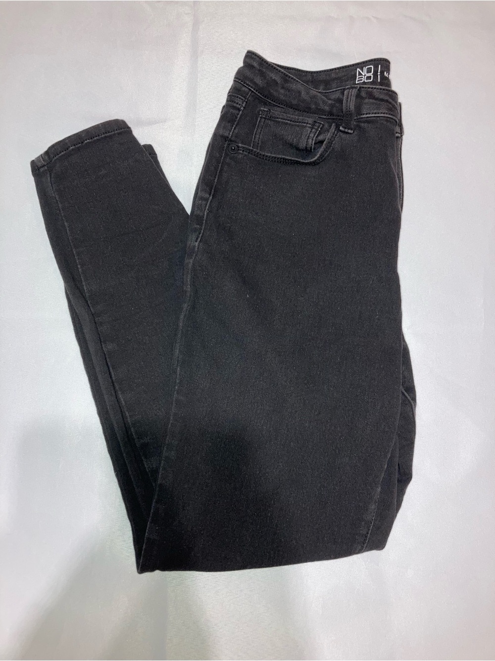 No Boundaries Black Skinny High-Rise Jeans - Women's Slim Fit